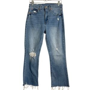 Gap High Rise Kick Fit Jeans Womens 6 BLue Light Wash Destroy Distressed Preppy